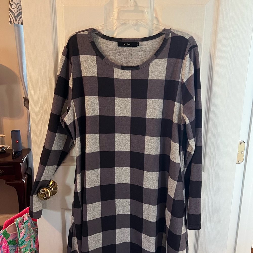 Kensie Black and Gray Checkered Dress